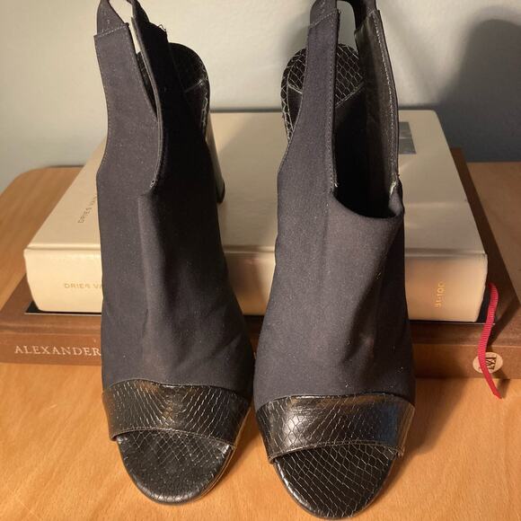 Donald J. Pliner Mink Black Leather Snakeskin Microfiber & Horn Heel ~ Sz 9.5 - Picture 5 of 9